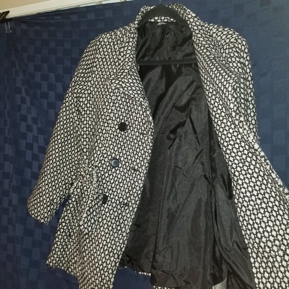 BCXgirl Black & White Wool Coat Sz XL/M - Picture 10 of 12